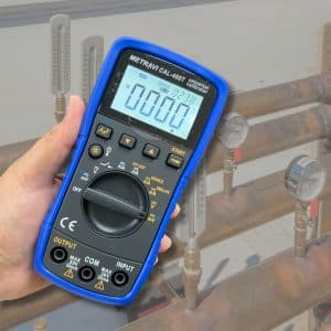 Metravi CAL-400T Universal Calibrator is handy and ergonomically designed